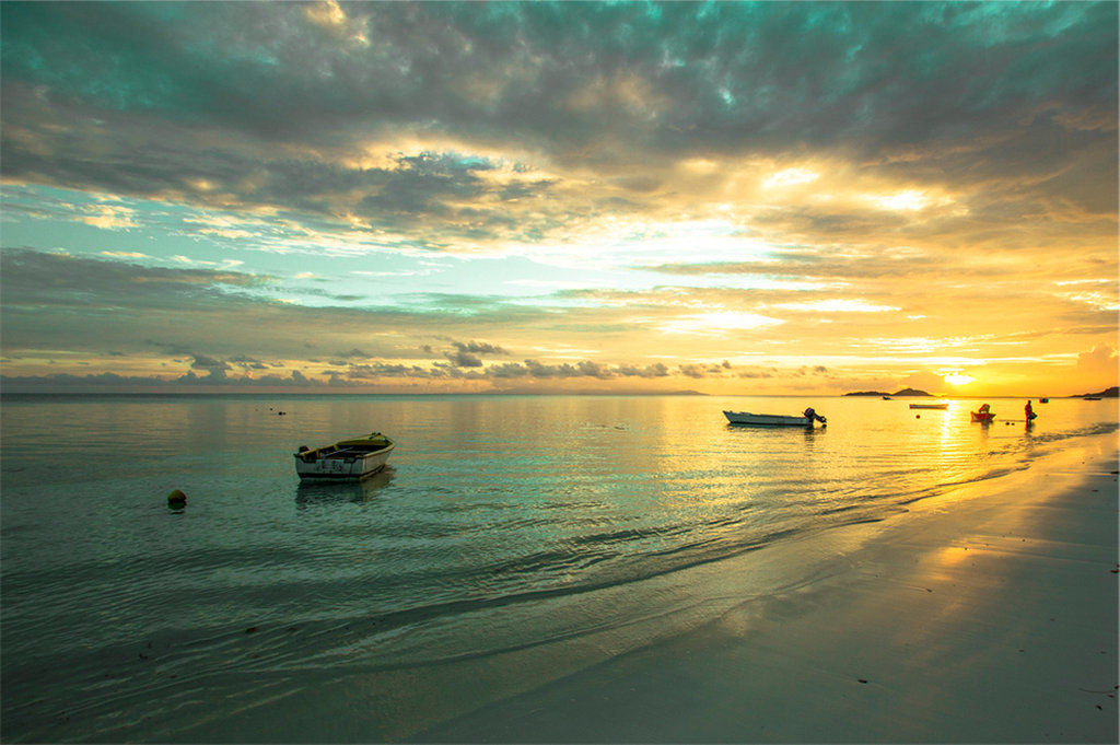 อินเดียน โอเชียน ลอดจ์ Hotel Grand Anse  ภายนอก รูปภาพ